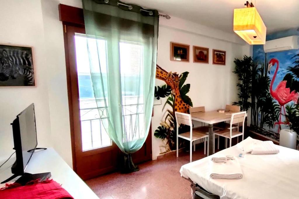 Apartamento En Zona De Ocio Casco Antiguo Аліканте Екстер'єр фото