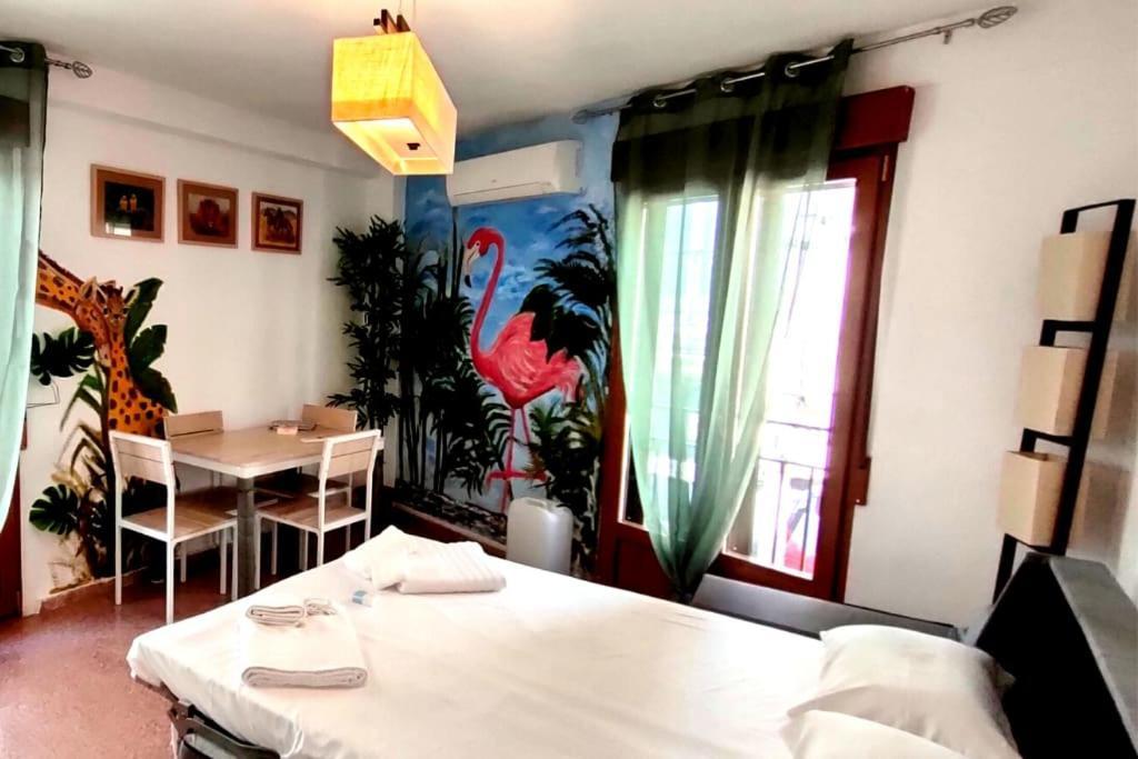 Apartamento En Zona De Ocio Casco Antiguo Аліканте Екстер'єр фото